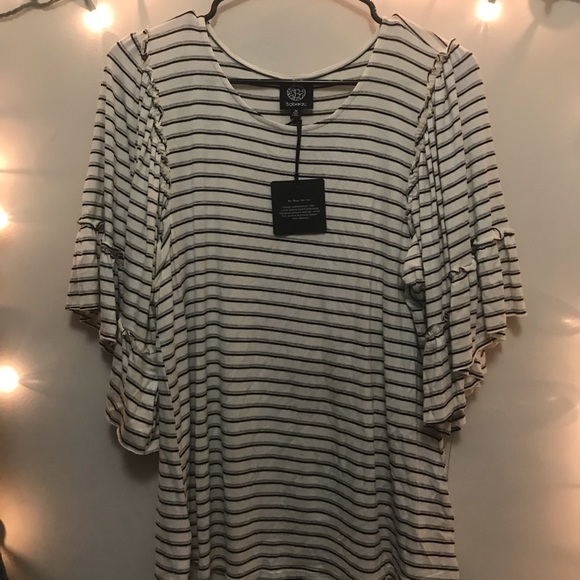 bobeau Tops - 🎉 HOST PICK 🎉 Ultra soft bobeou b&w top